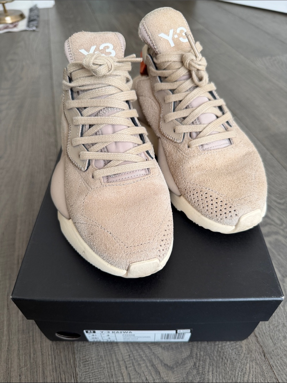 Y-3 Women’s Beige Suede Low-Top Sneakers